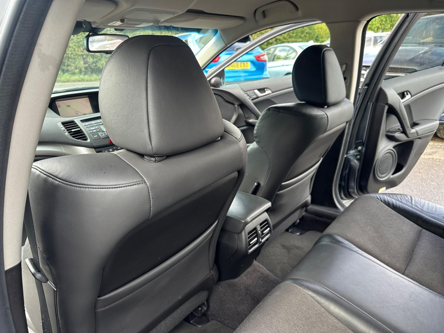 Vehicle 28