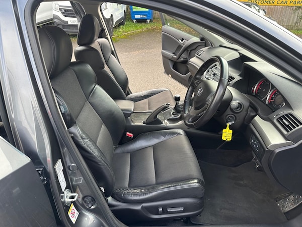 Used Honda Accord 2008 for sale - 72433298: Photo 32