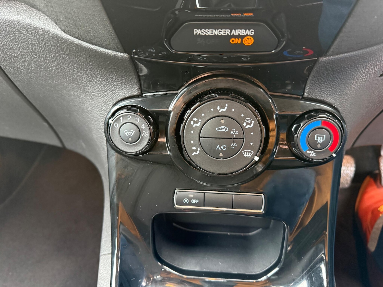 Used Ford Fiesta 2015 for sale - 76832165: Photo 11