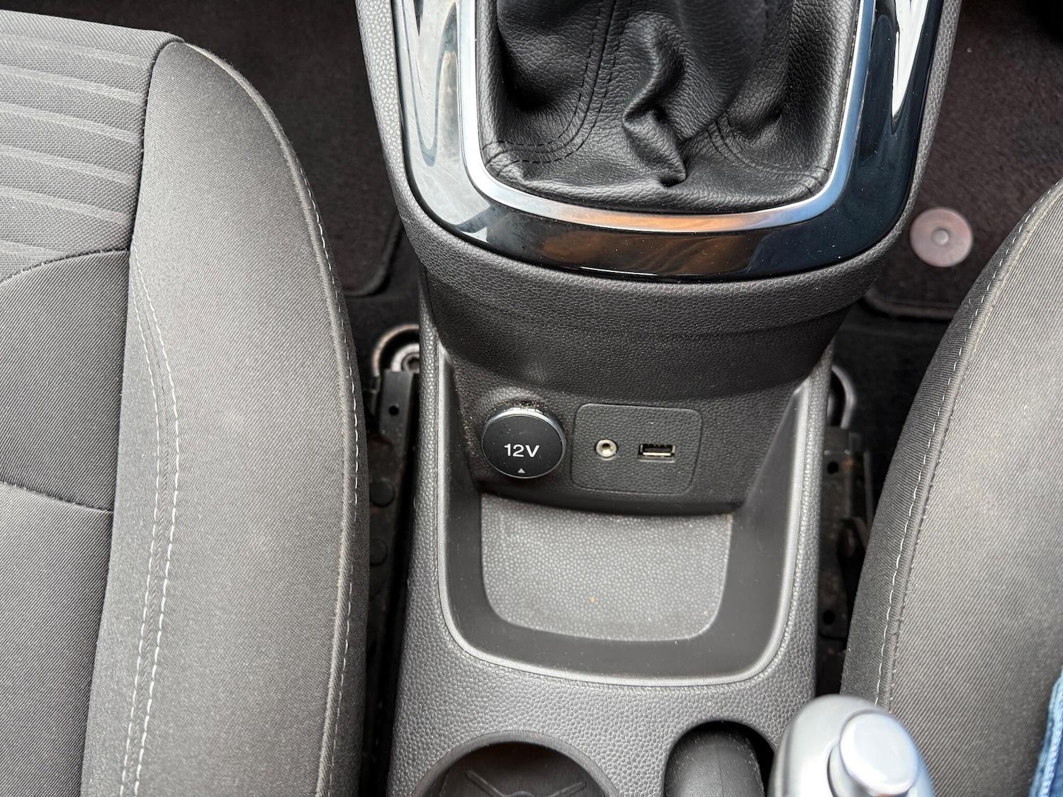 Used Ford Fiesta 2015 for sale - 76832165: Photo 12