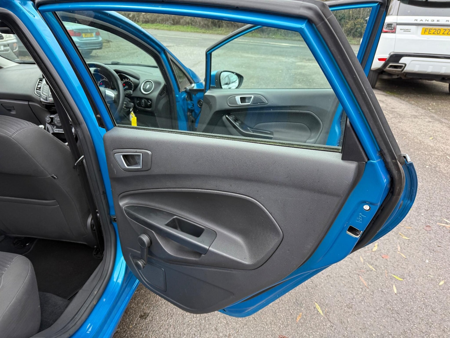 Used Ford Fiesta 2015 for sale - 76832165: Photo 23