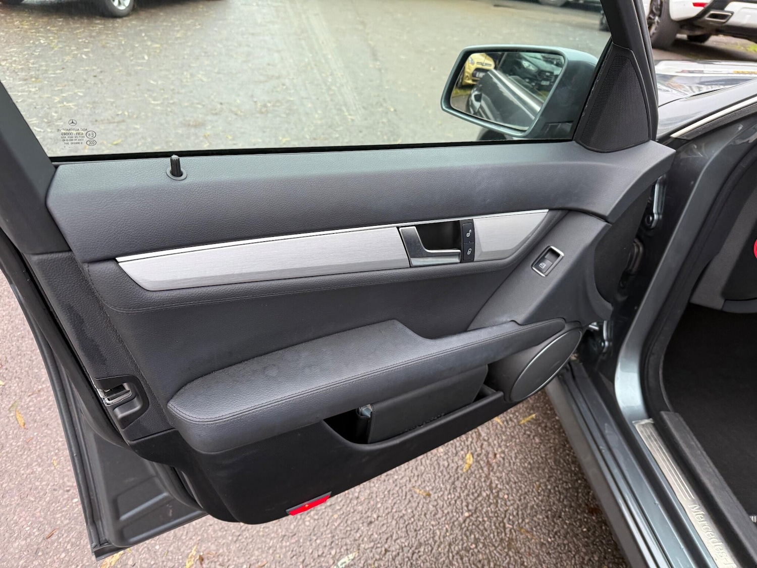 Used Mercedes-Benz C Class 2011 for sale - 76866163: Photo 21