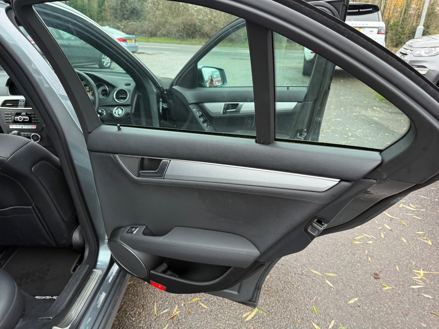 Used Mercedes-Benz C Class 2011 for sale - 76866163: Photo 26