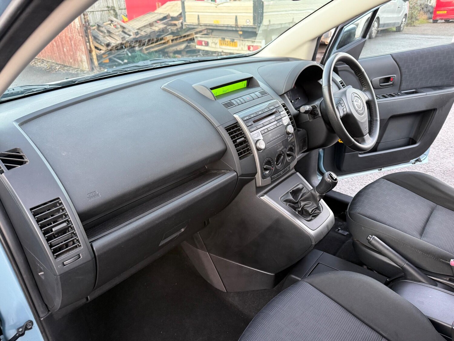 Used Mazda Mazda5 2009 for sale - 76925972: Photo 11