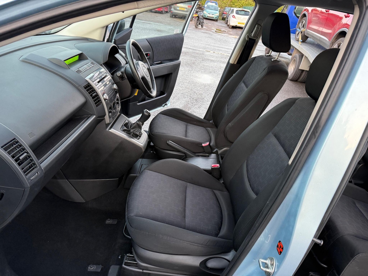 Used Mazda Mazda5 2009 for sale - 76925972: Photo 12