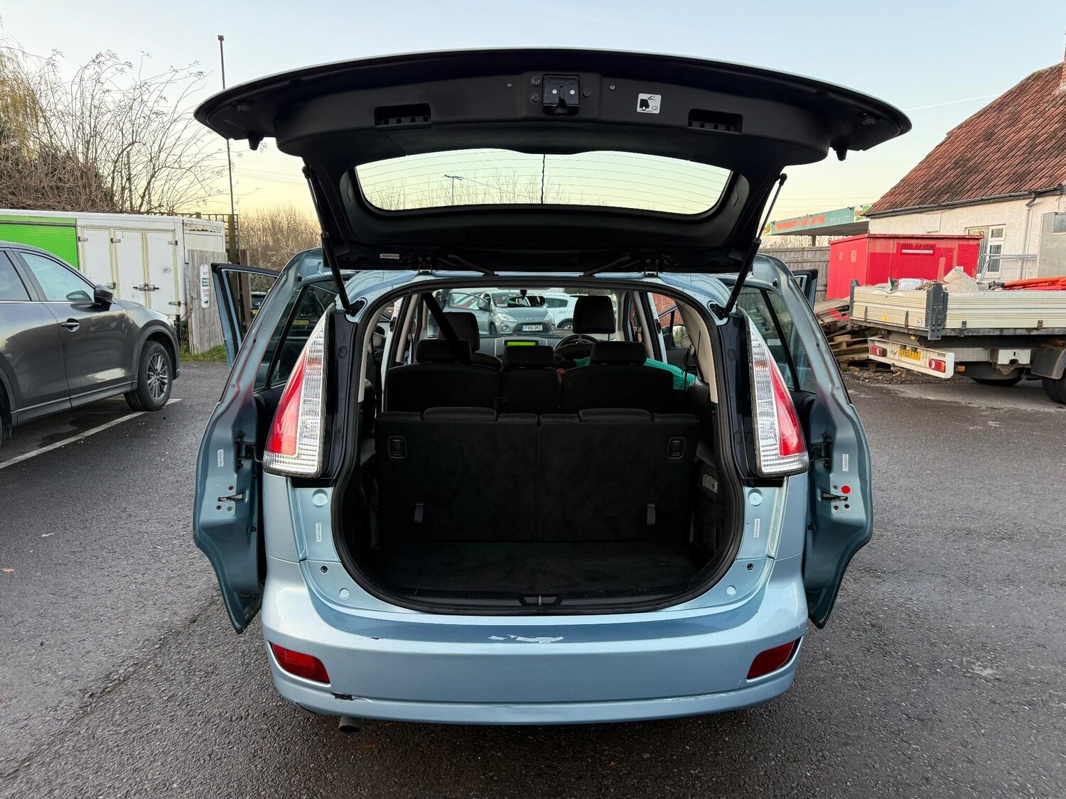 Used Mazda Mazda5 2009 for sale - 76925972: Photo 22