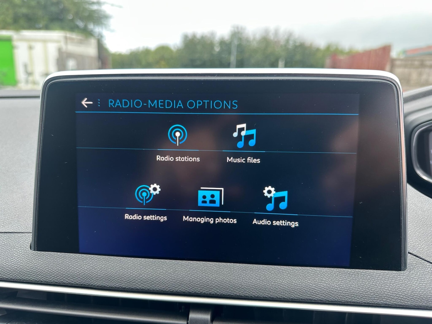 Used Peugeot 3008 2017 for sale - 76993474: Photo 13