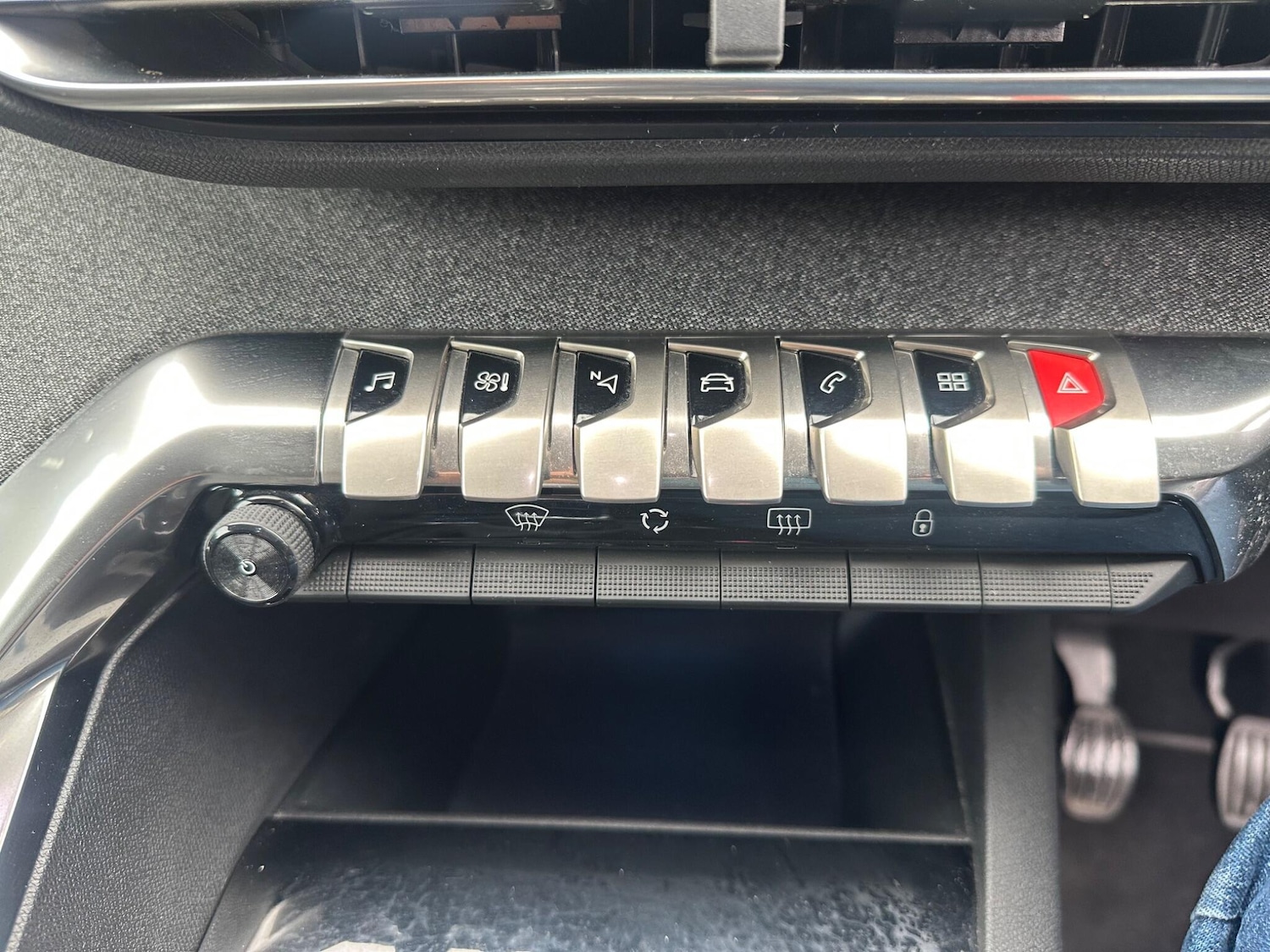 Used Peugeot 3008 2017 for sale - 76993474: Photo 15