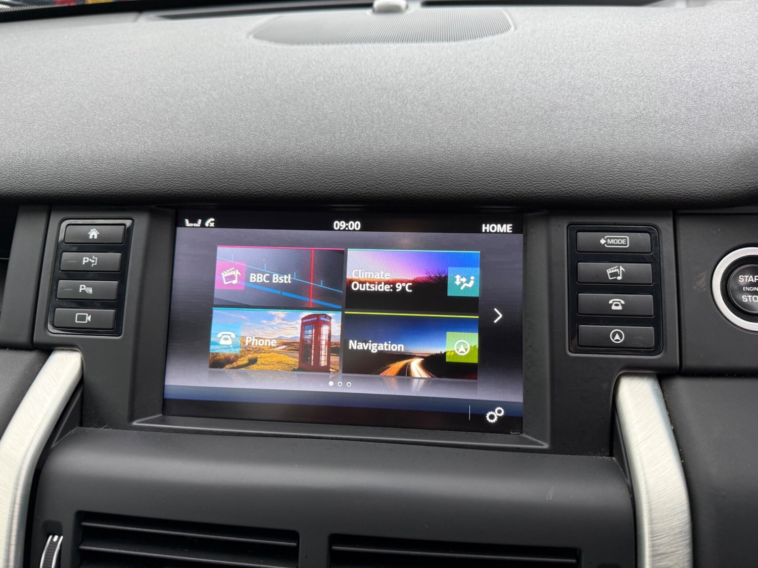 Used Land Rover Discovery Sport 2016 for sale - 77291229: Photo 10