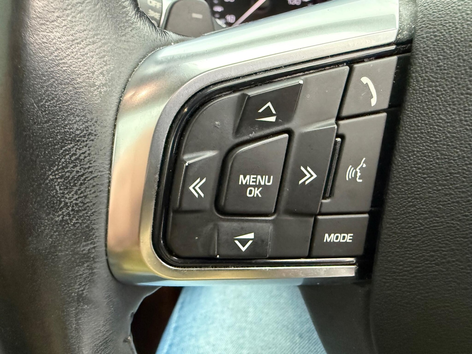 Used Land Rover Discovery Sport 2016 for sale - 77291229: Photo 15