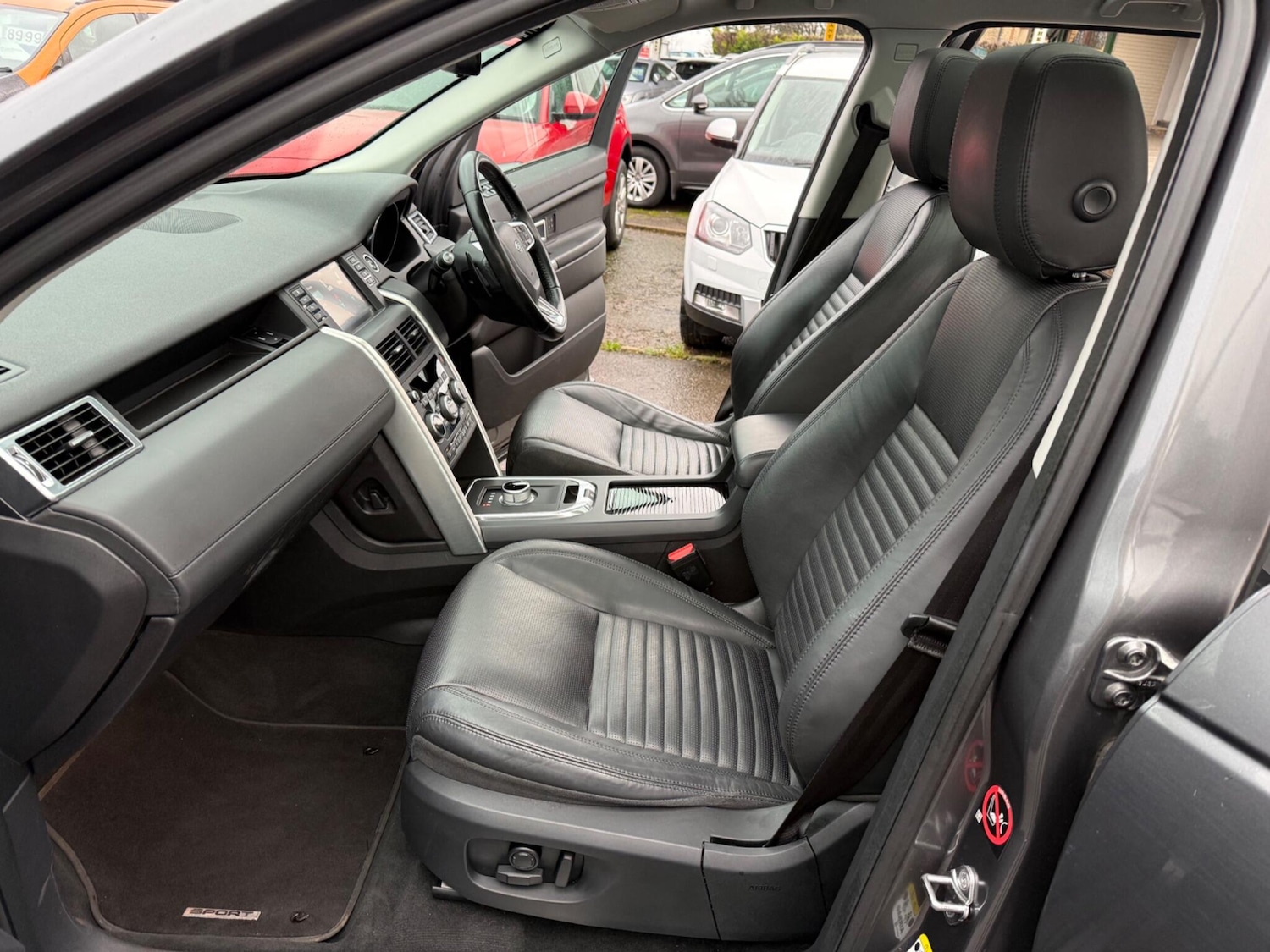 Used Land Rover Discovery Sport 2016 for sale - 77291229: Photo 21