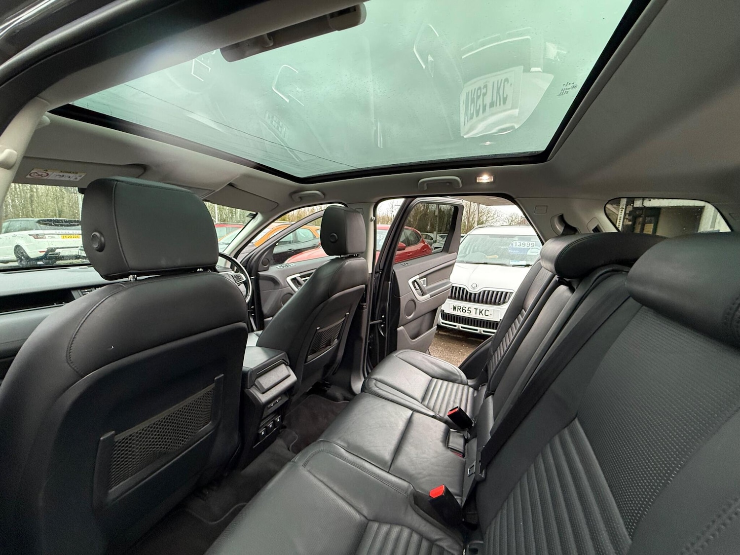 Used Land Rover Discovery Sport 2016 for sale - 77291229: Photo 24