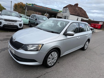 Used Skoda Fabia 2015 for sale - 76349814: Photo