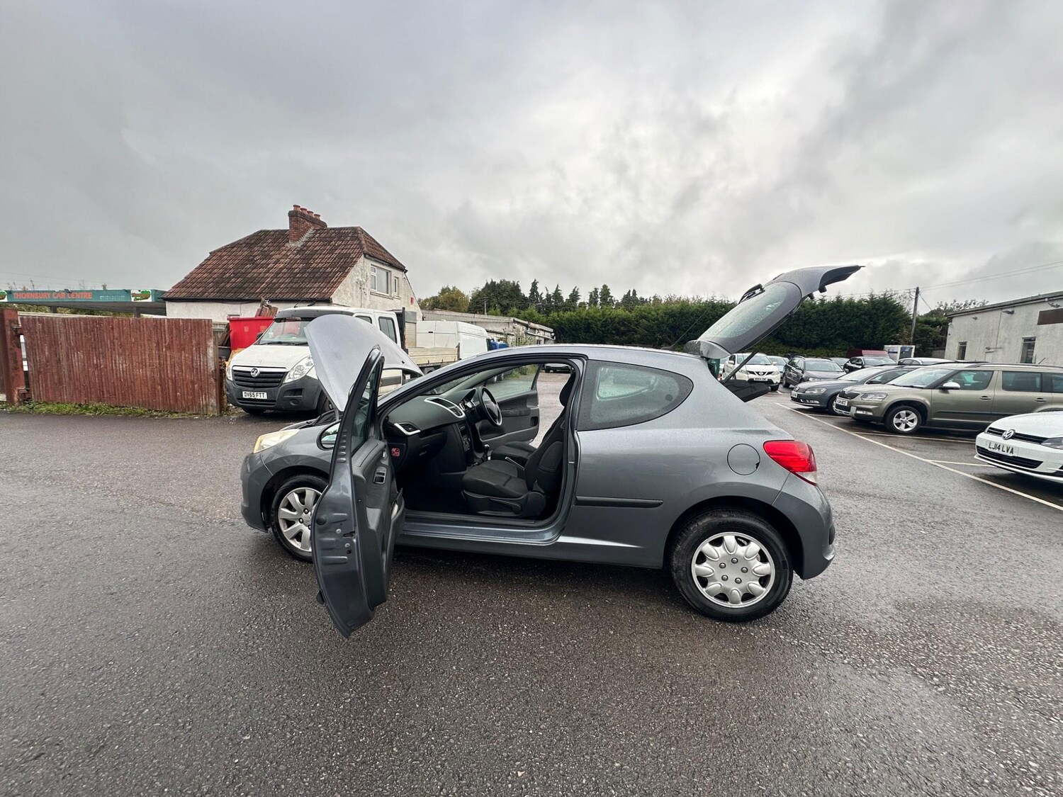 Vehicle 28