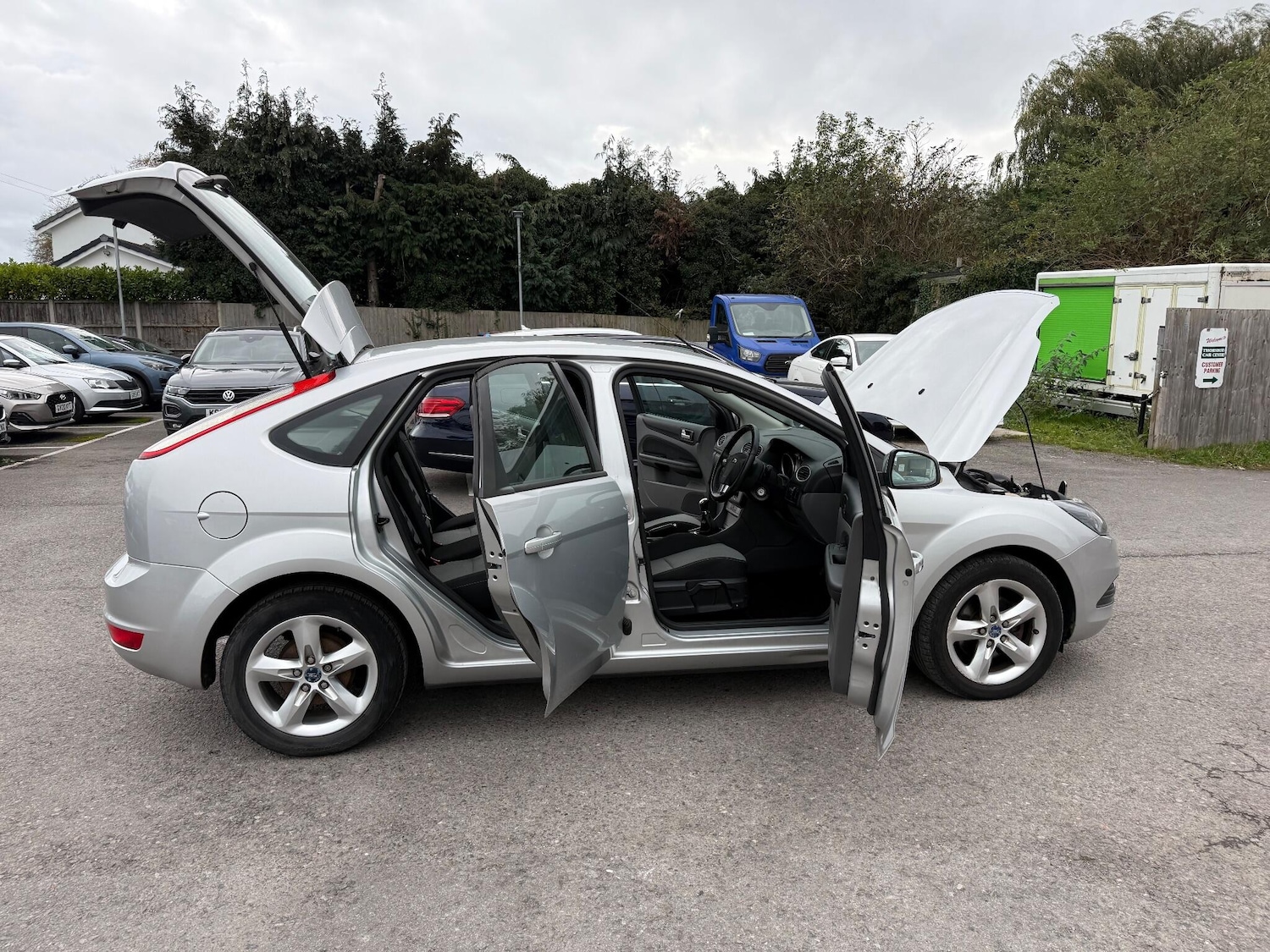 Used Ford Focus 2009 for sale - 76423839: Photo 28