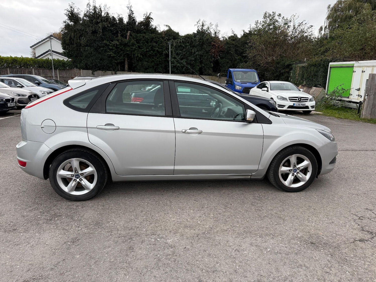 Used Ford Focus 2009 for sale - 76423839: Photo 9