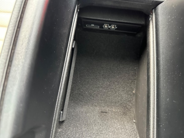 Used Mercedes-Benz C Class 2016 for sale - 76306185: Photo 14