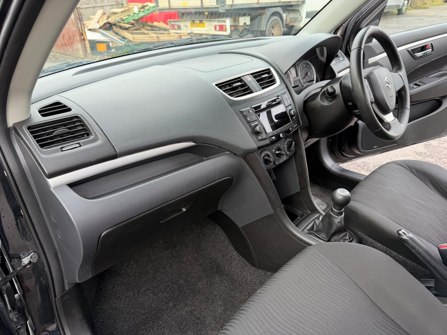 Used Suzuki Swift 2013 for sale - 77538397: Photo 16