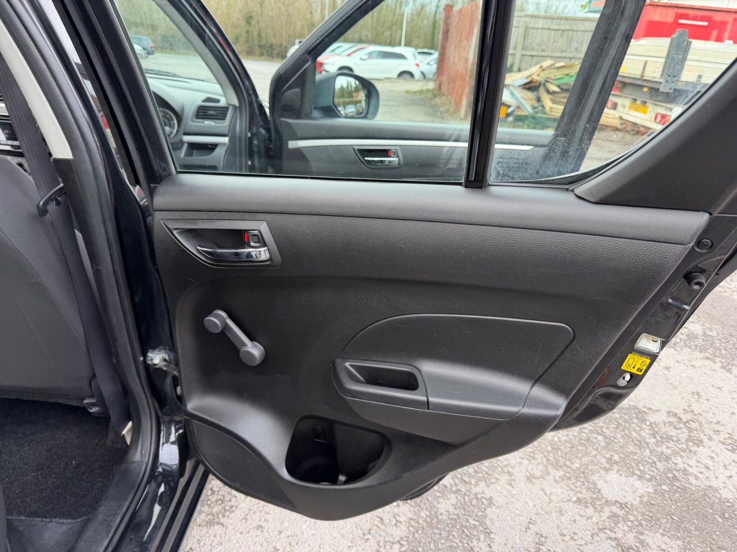 Used Suzuki Swift 2013 for sale - 77538397: Photo 24