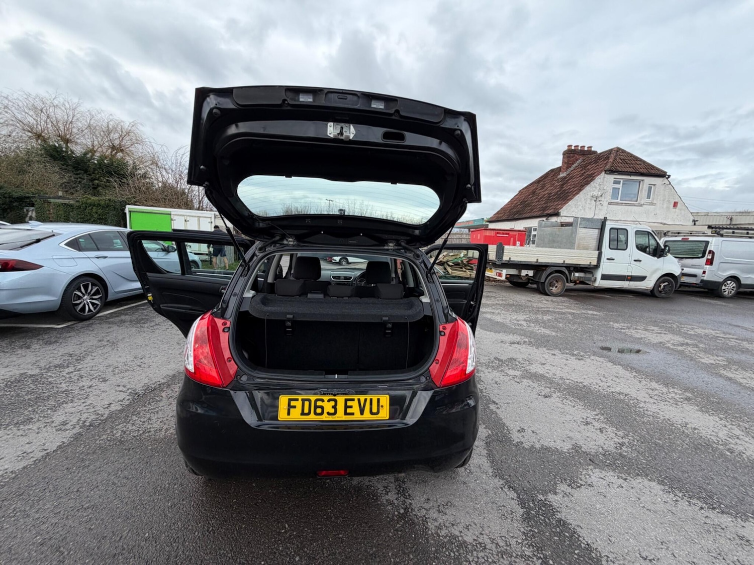 Used Suzuki Swift 2013 for sale - 77538397: Photo 30