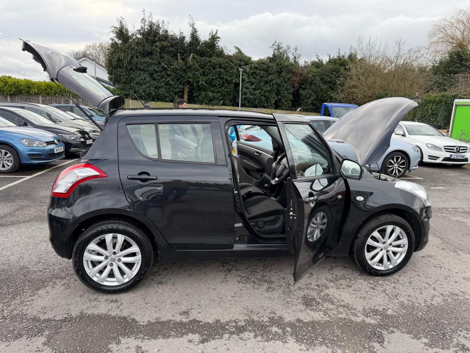 Used Suzuki Swift 2013 for sale - 77538397: Photo 31