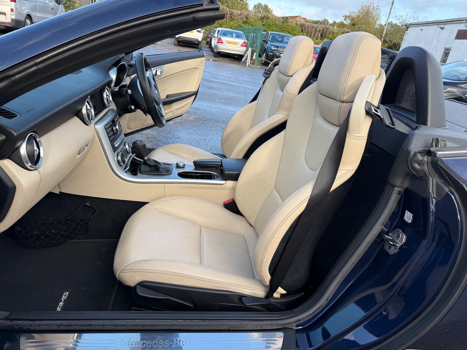 Used Mercedes-Benz SLK 2012 for sale - 76990176: Photo 17