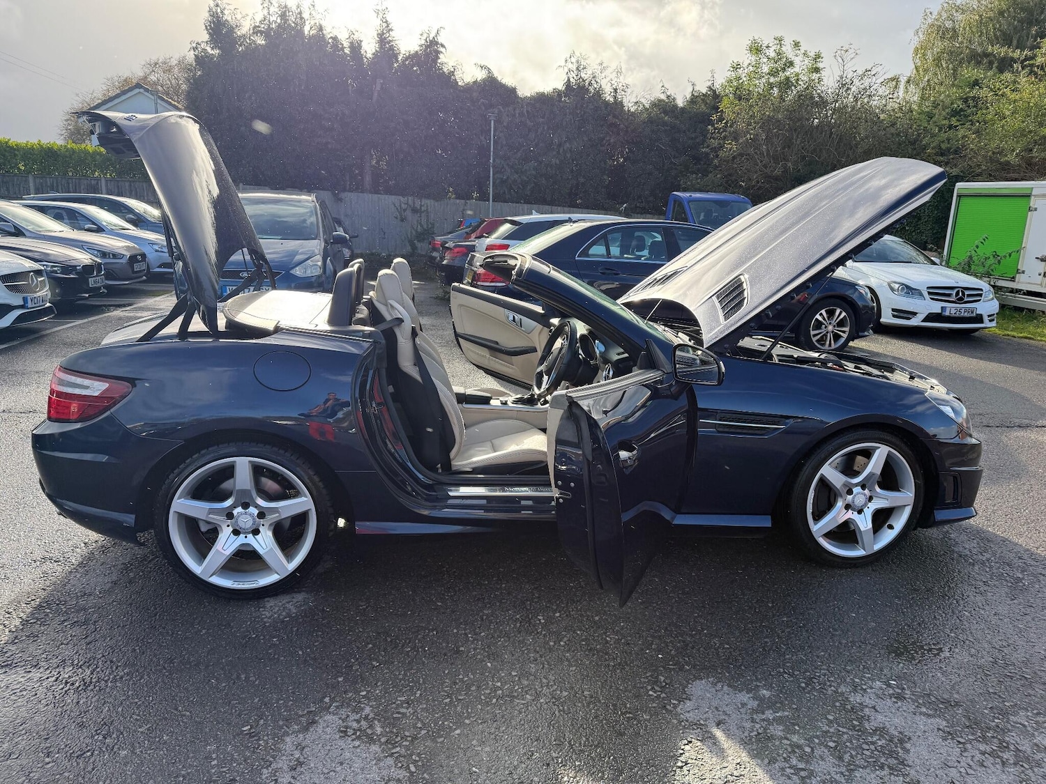 Used Mercedes-Benz SLK 2012 for sale - 76990176: Photo 27