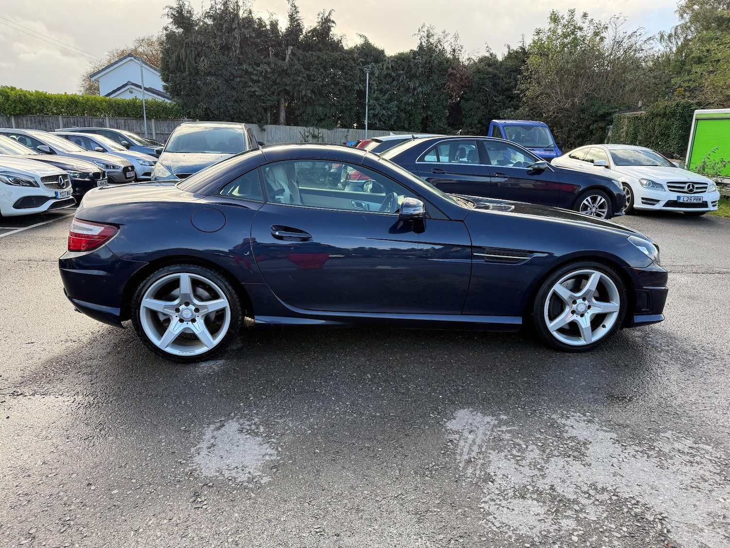 Used Mercedes-Benz SLK 2012 for sale - 76990176: Photo 7