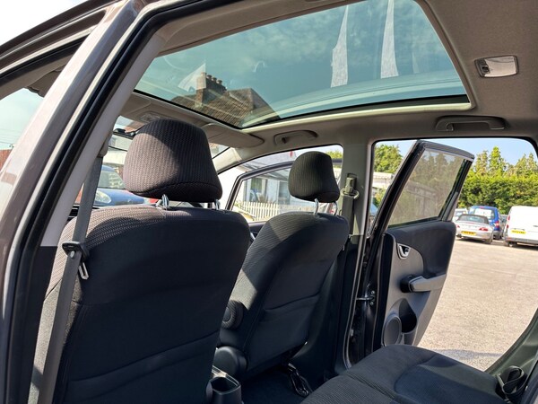 Used Honda Jazz 2014 for sale - 74323483: Photo 19