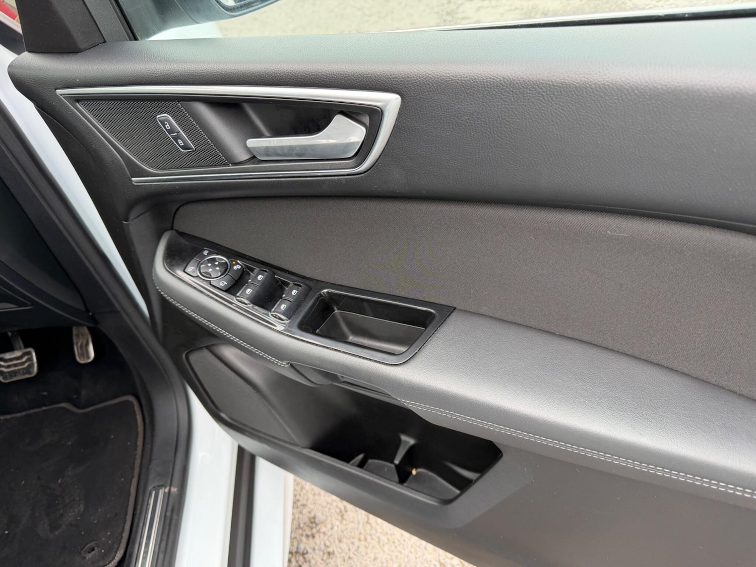 Used Ford S-Max 2018 for sale - 77538527: Photo 29