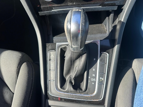 Used Volkswagen Golf 2016 for sale - 76108844: Photo 13