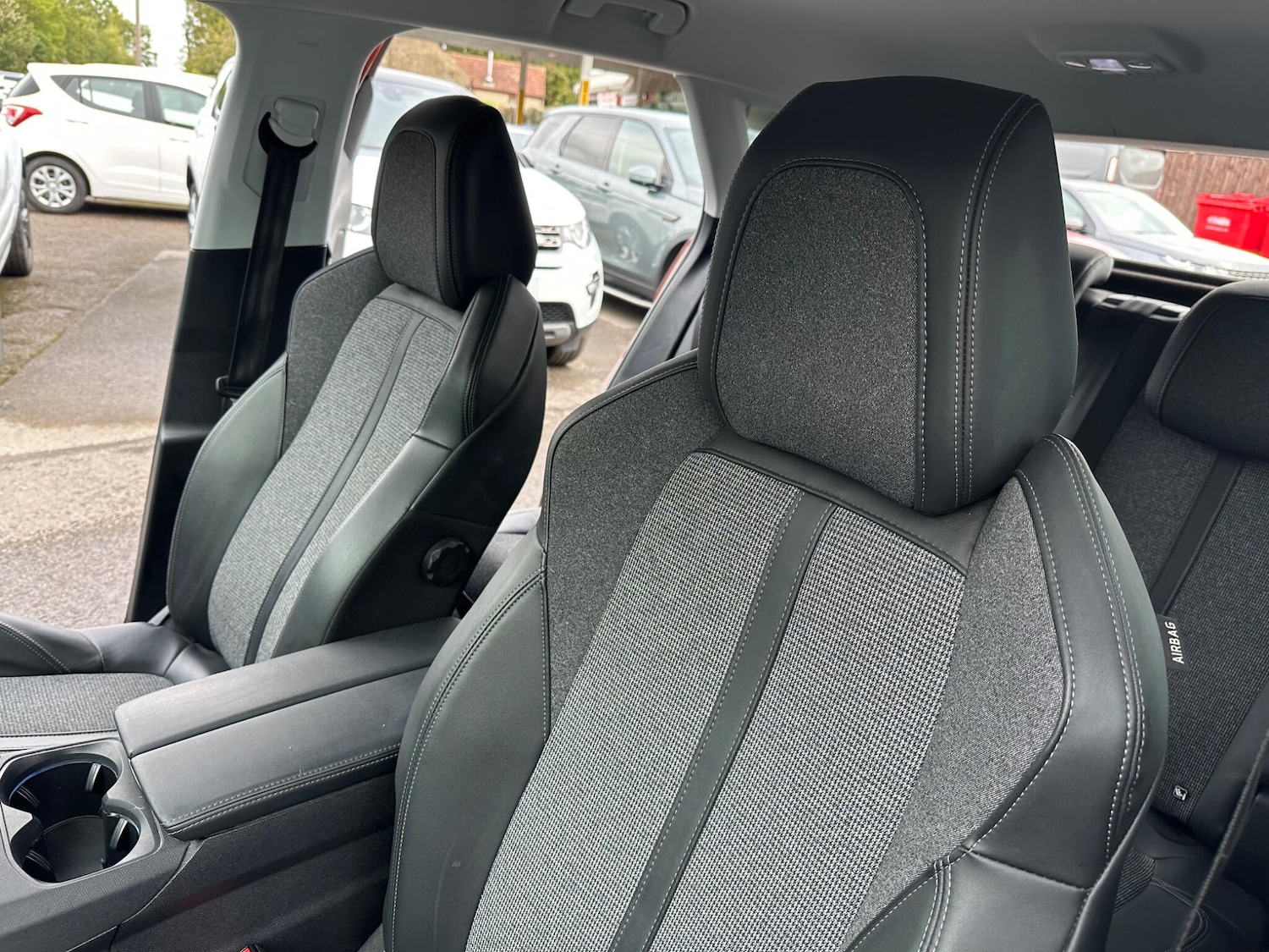 Used Peugeot 3008 2019 for sale - 76988190: Photo 20