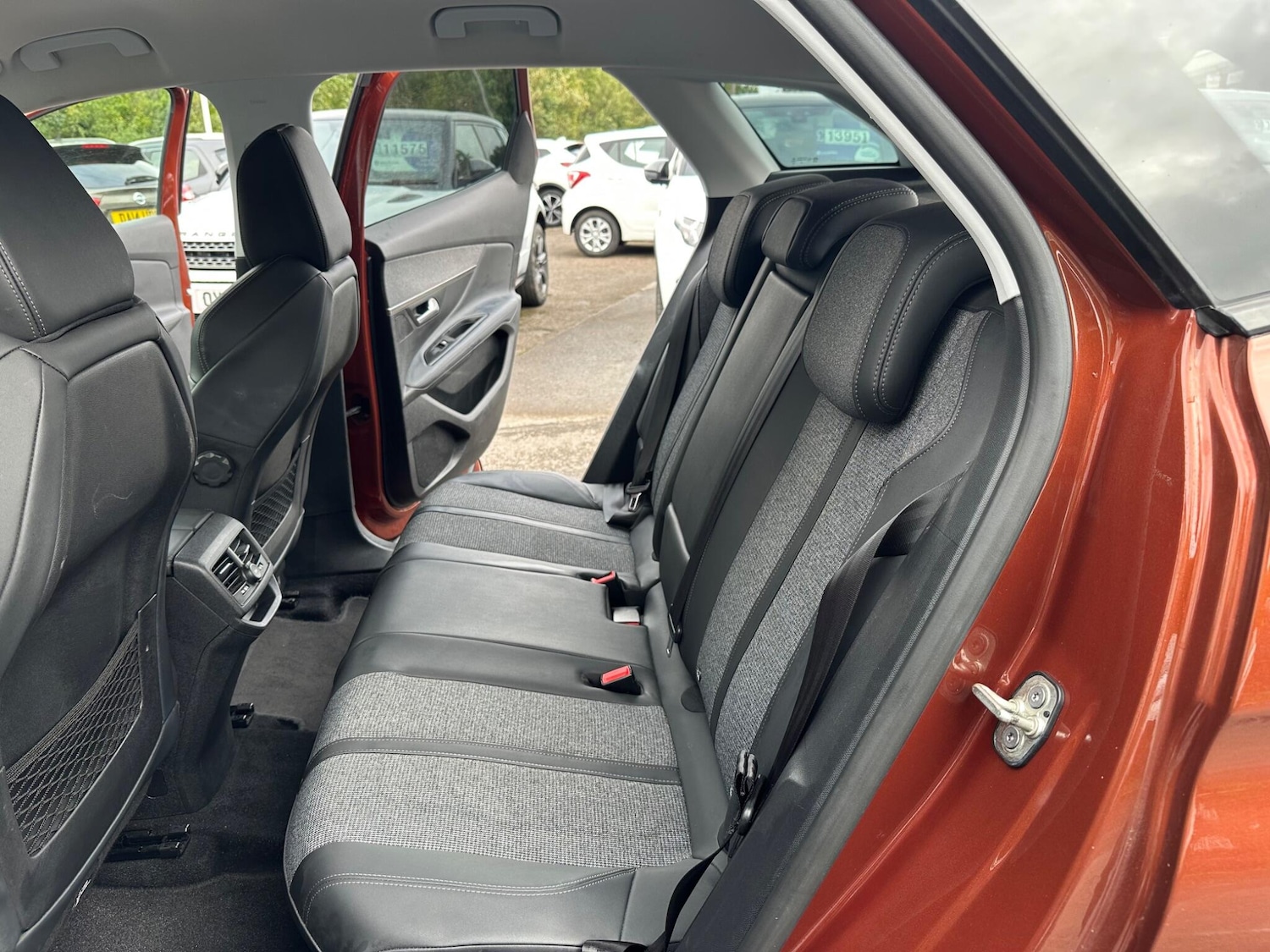 Used Peugeot 3008 2019 for sale - 76988190: Photo 24