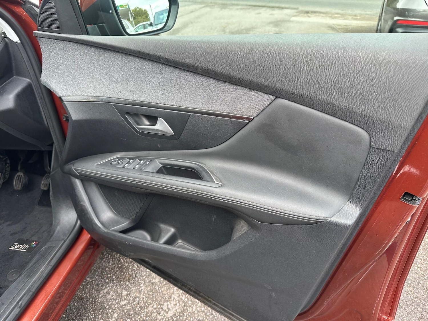 Used Peugeot 3008 2019 for sale - 76988190: Photo 26