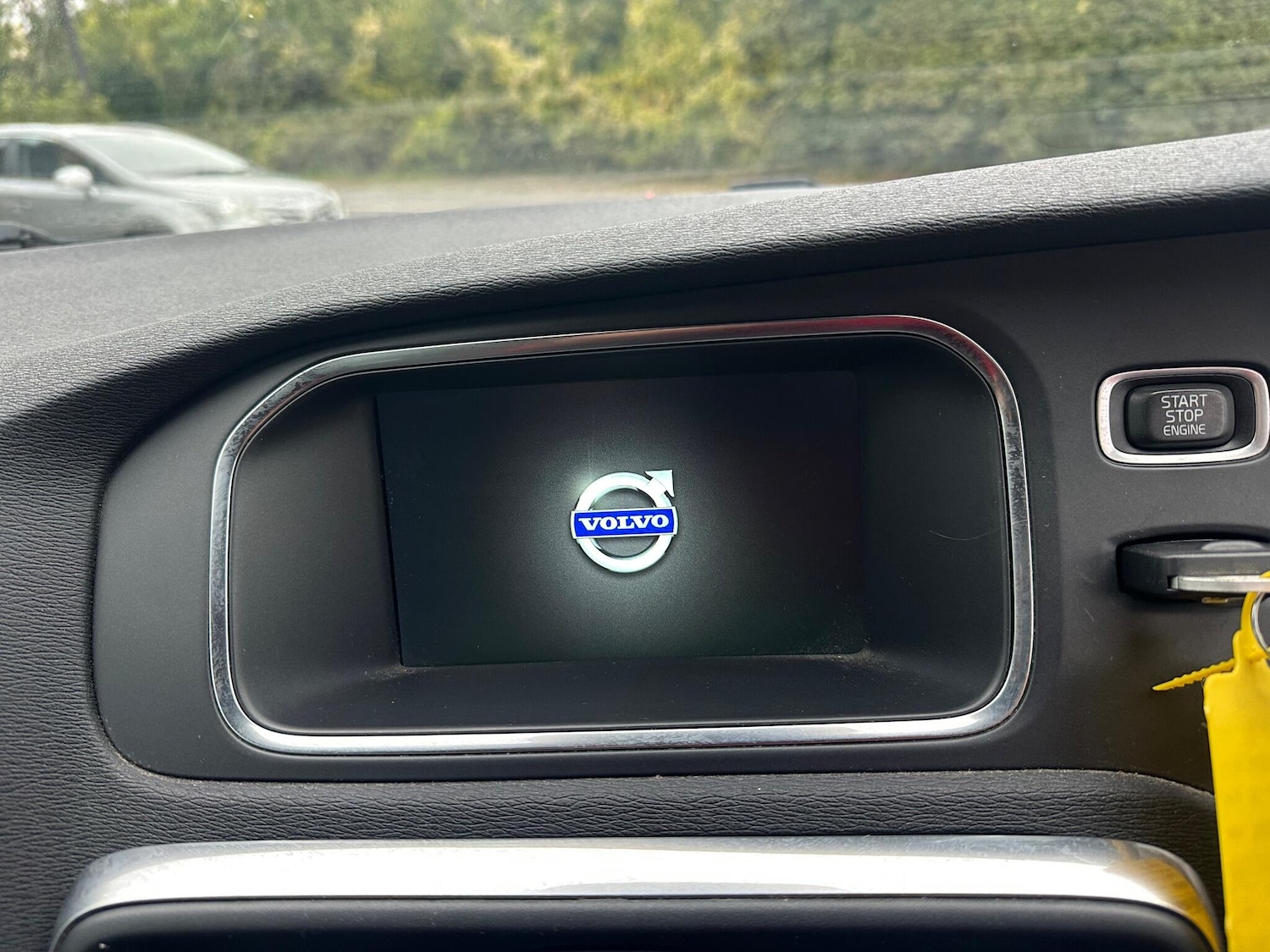 Used Volvo V40 2016 for sale - 76083640: Photo 10