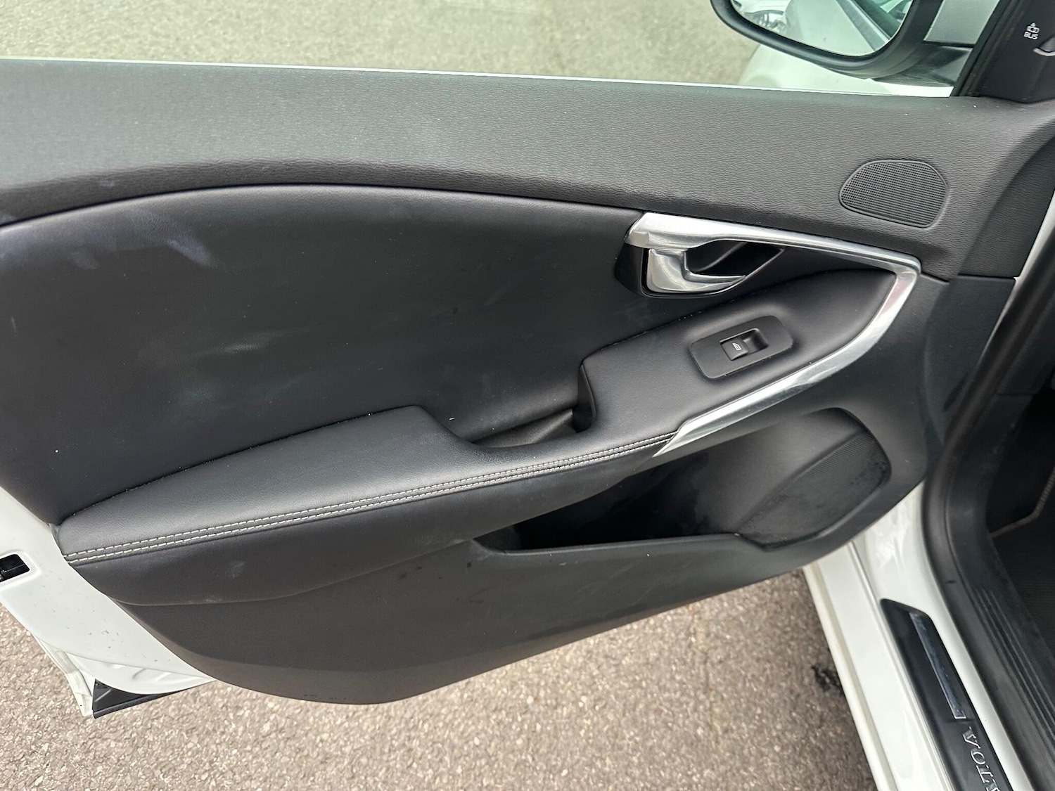Used Volvo V40 2016 for sale - 76083640: Photo 22
