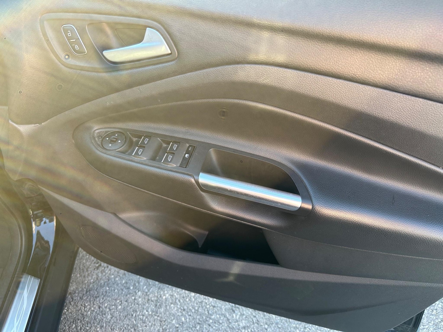 Used Ford Kuga 2017 for sale - 76991839: Photo 27