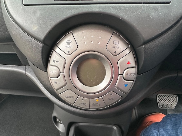 Used Nissan Micra 2011 for sale - 76109669: Photo 12