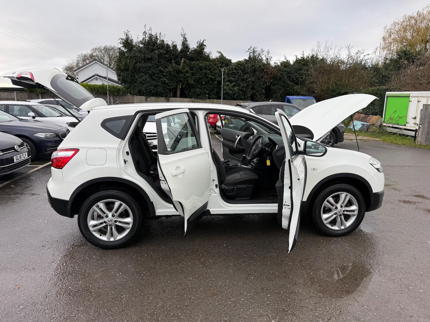 Used Nissan Qashqai 2013 for sale - 76926218: Photo 26