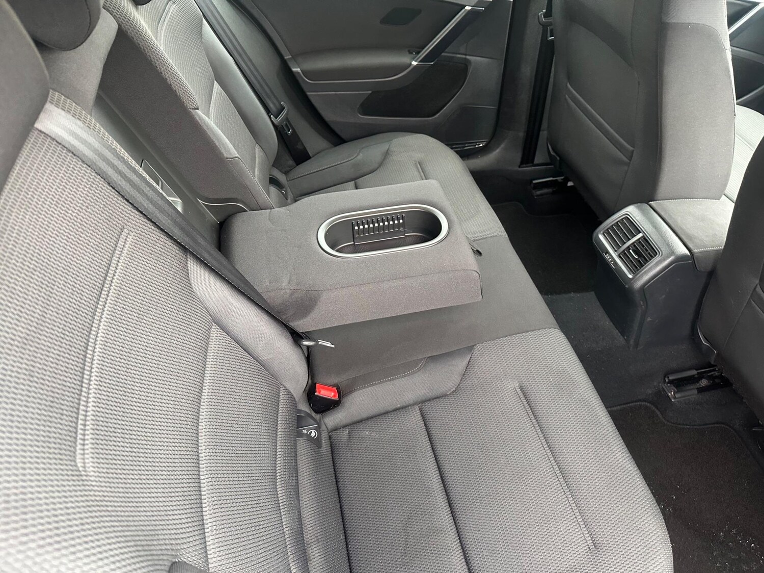 Used Volkswagen Golf 2015 for sale - 76013403: Photo 24