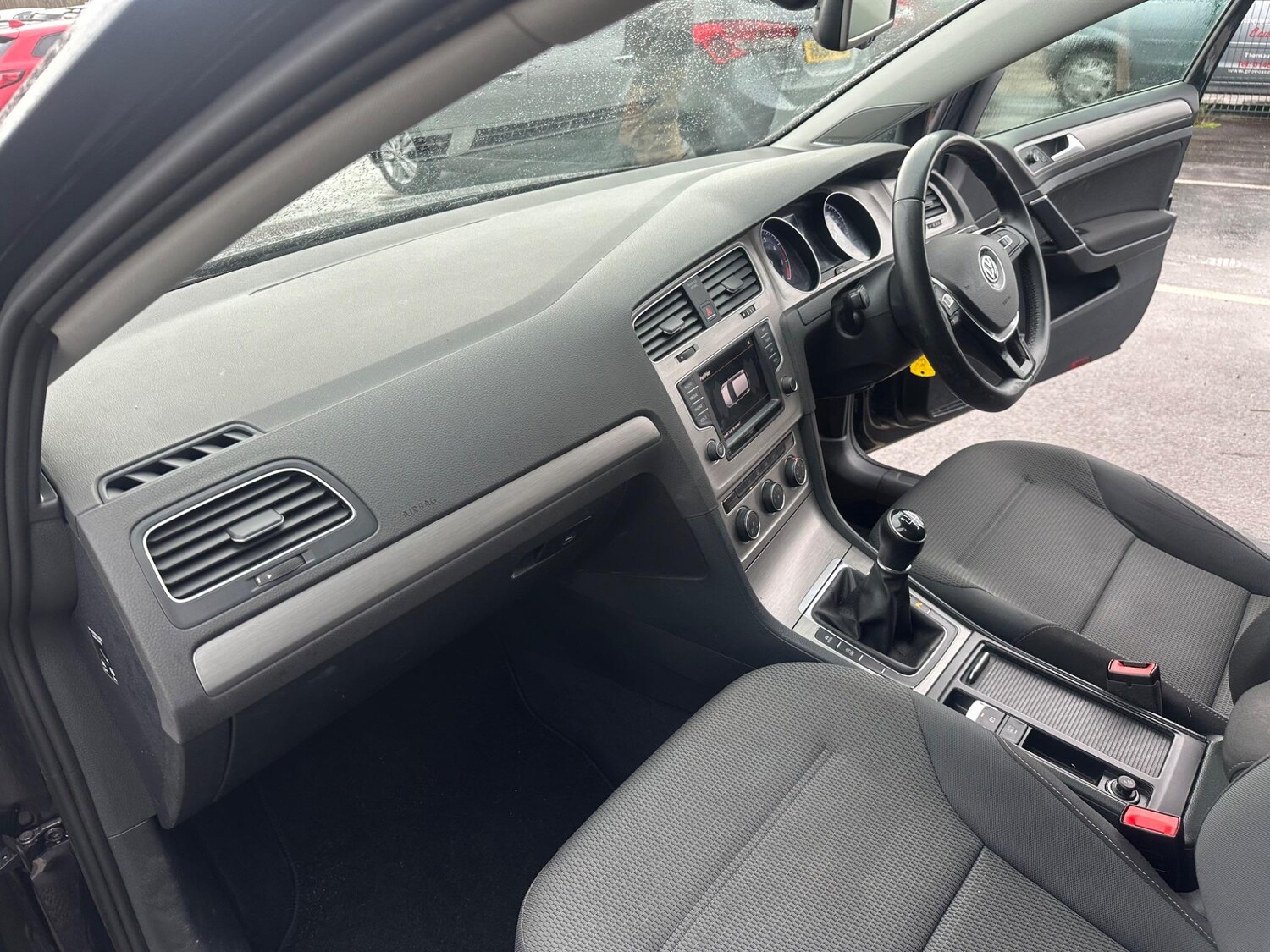 Used Volkswagen Golf 2015 for sale - 76013403: Photo 26