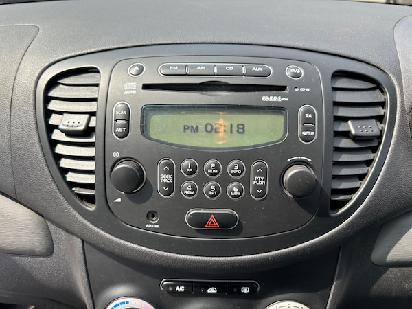 Used Hyundai i10 2009 for sale - 75577260: Photo 12