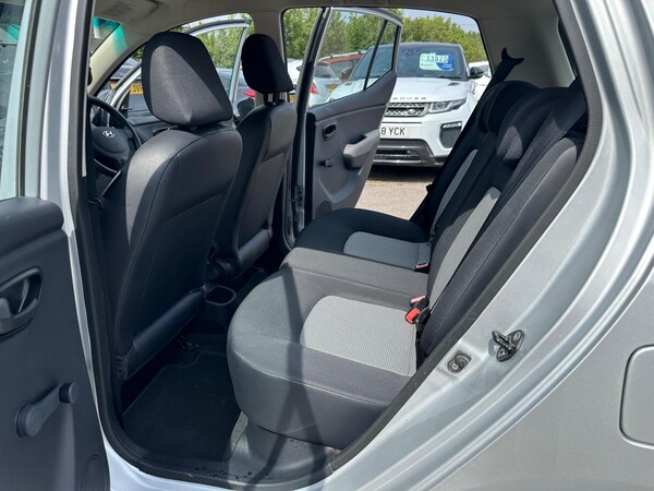 Used Hyundai i10 2009 for sale - 75577260: Photo 25