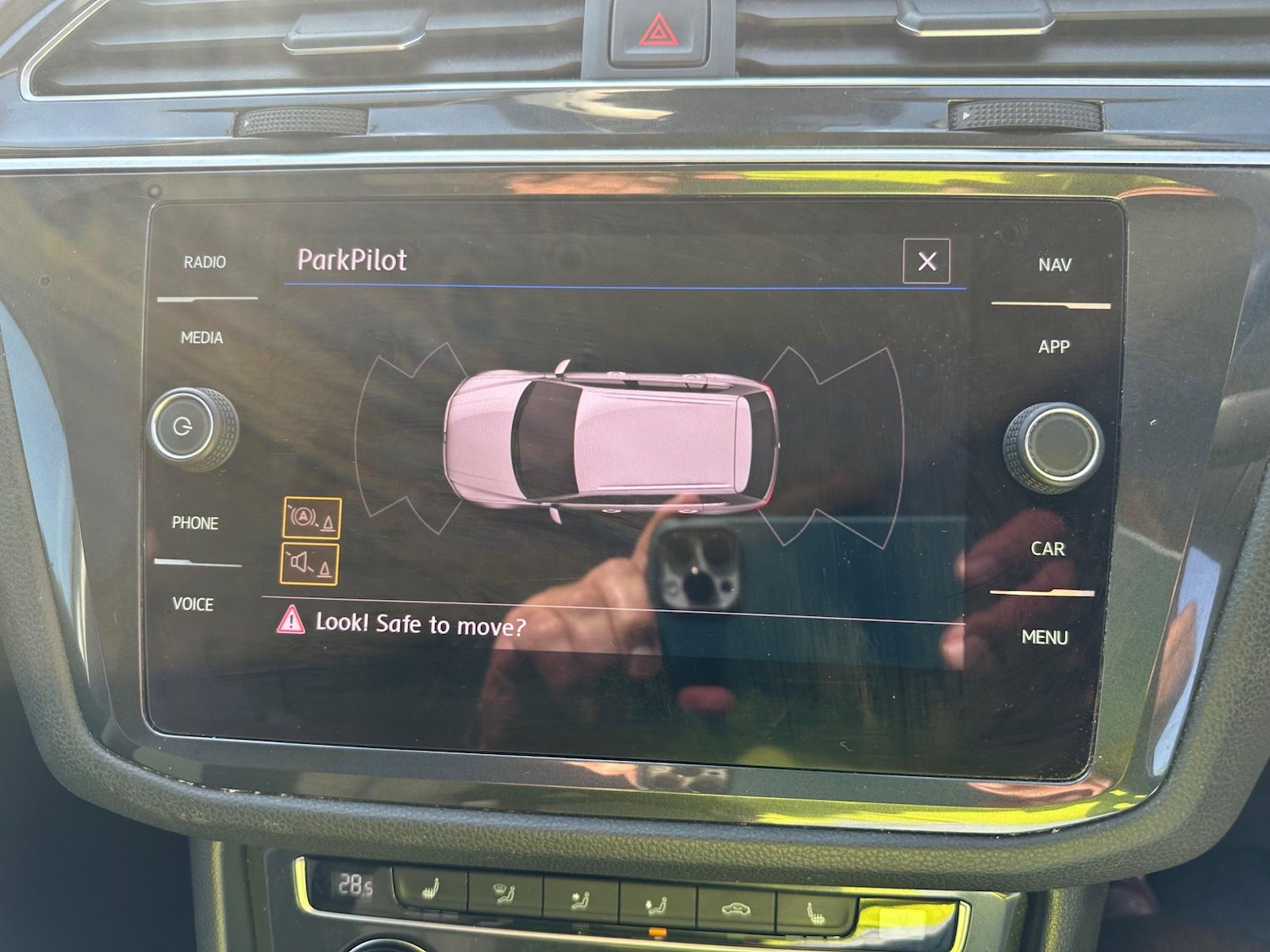 Used Volkswagen Tiguan 2017 for sale - 76989771: Photo 10