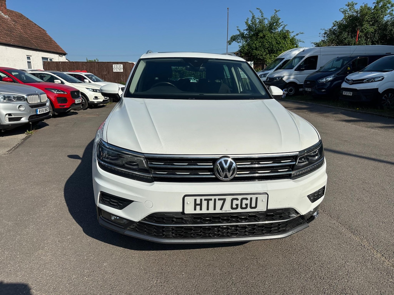 Used Volkswagen Tiguan 2017 for sale - 76989771: Photo 3