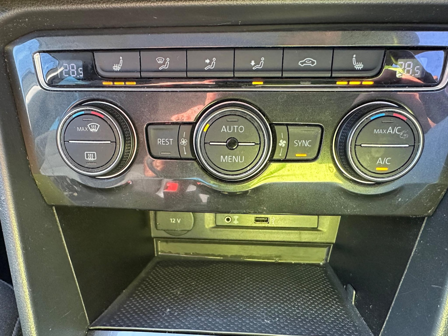 Used Volkswagen Tiguan 2017 for sale - 76989771: Photo 8