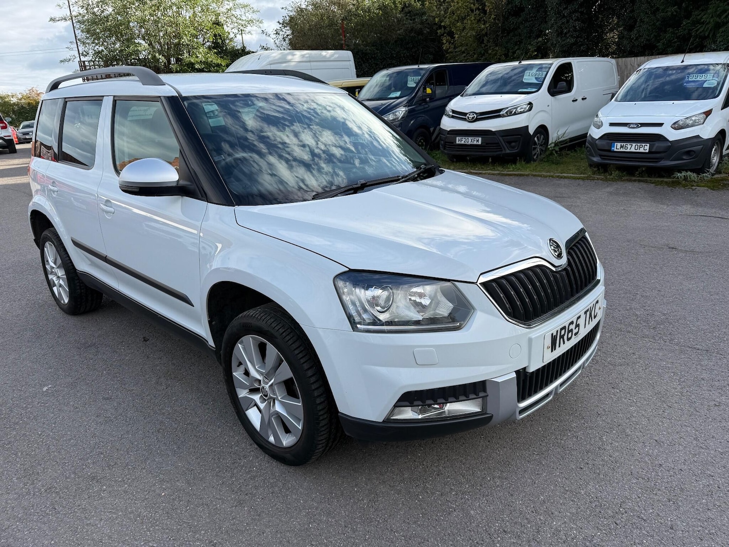 Used Skoda Yeti 2015 for sale - 76389036: Photo 1