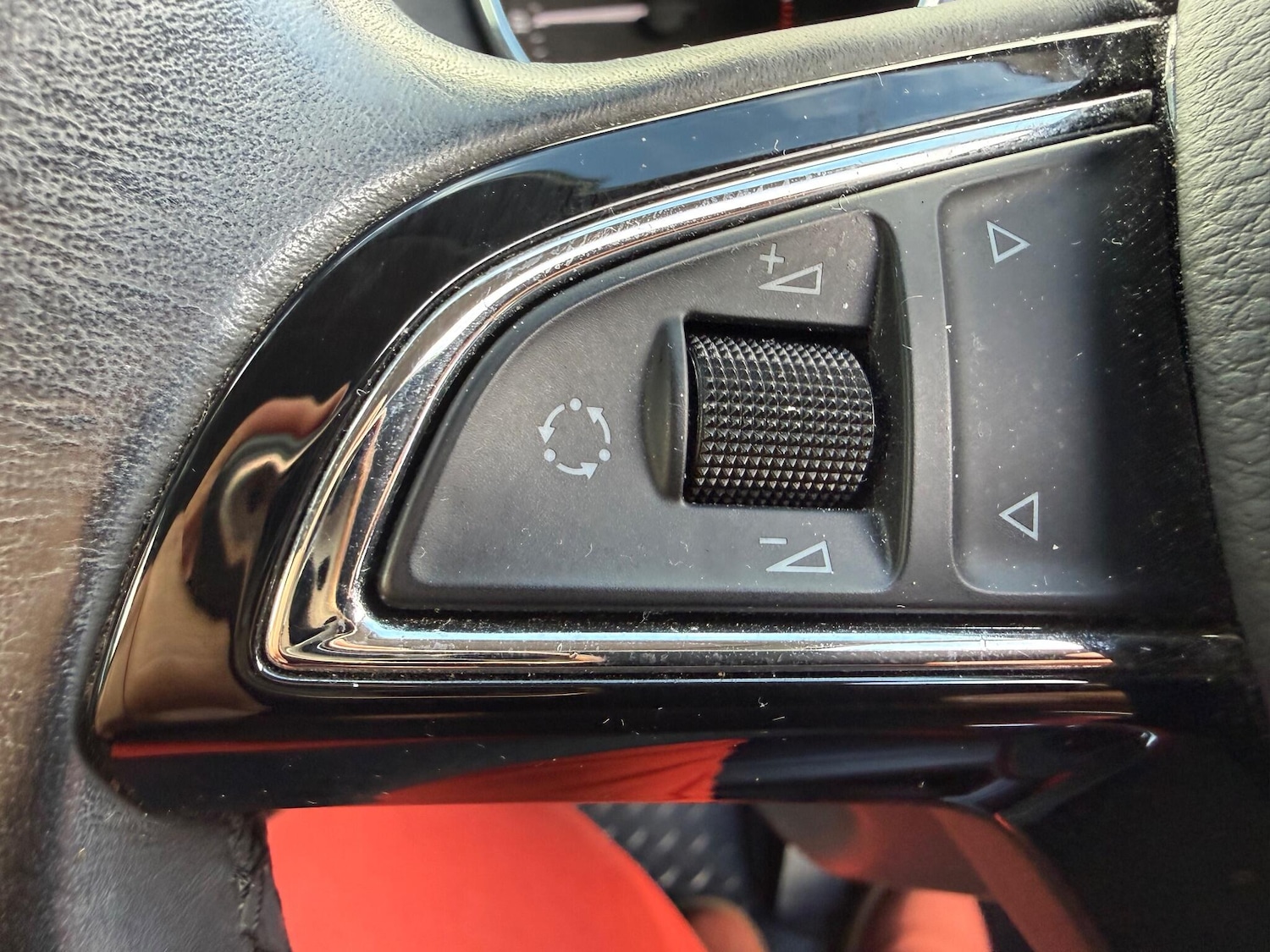 Used Skoda Yeti 2015 for sale - 76389036: Photo 15