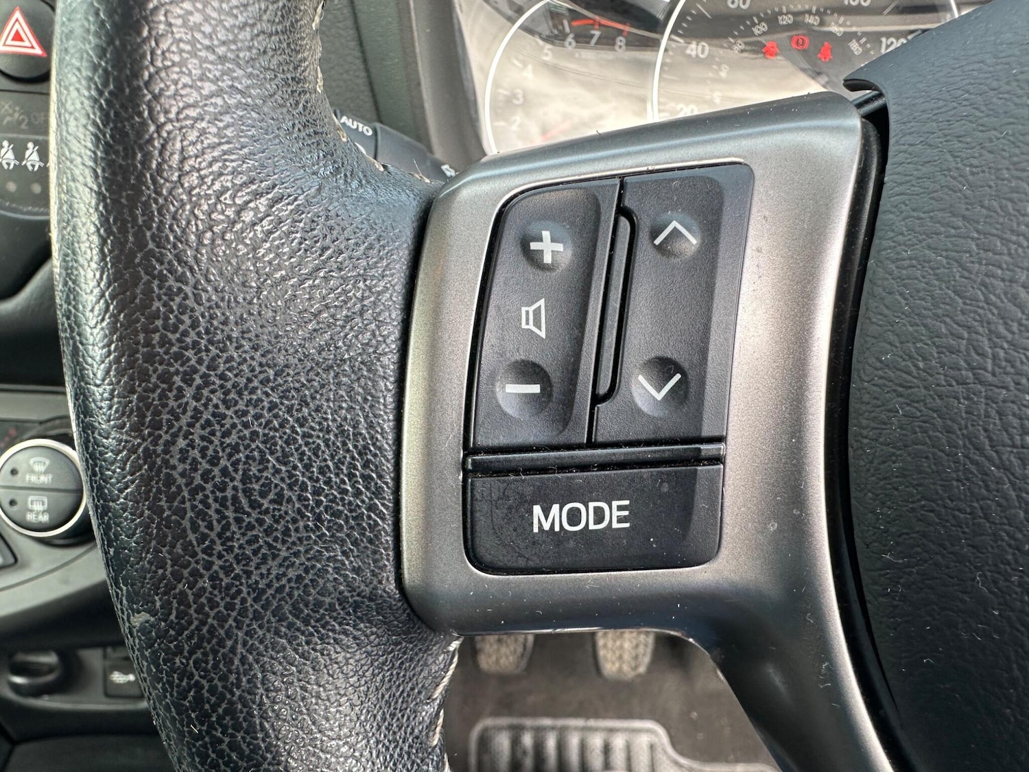 Used Toyota Yaris 2015 for sale - 75990416: Photo 13