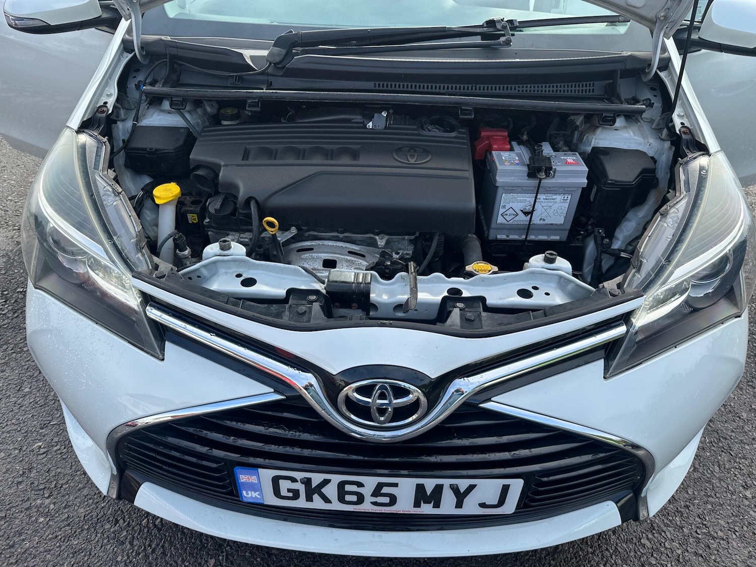 Used Toyota Yaris 2015 for sale - 75990416: Photo 27